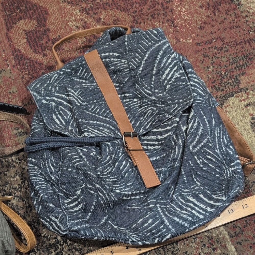Lu & Elle Blue/White Backpackw/Tan Handles/Strapes